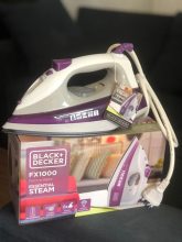 Black Decker Ferro de Passar Roupa, com Vaporizador, Base Antiaderente, Branco e Roxo, Modelo FX1000, 127V