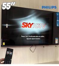 Smart TV Philips 55″ 4K 55PUG7408/78, Google TV, Comando de Voz, Dolby Vision/Atmos, VRR/ALLM, Bluetooth